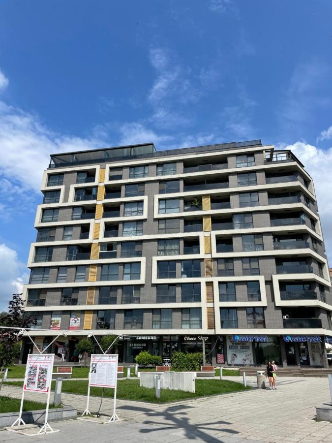 Felicity Super Central Apartment Burgas Esterno foto